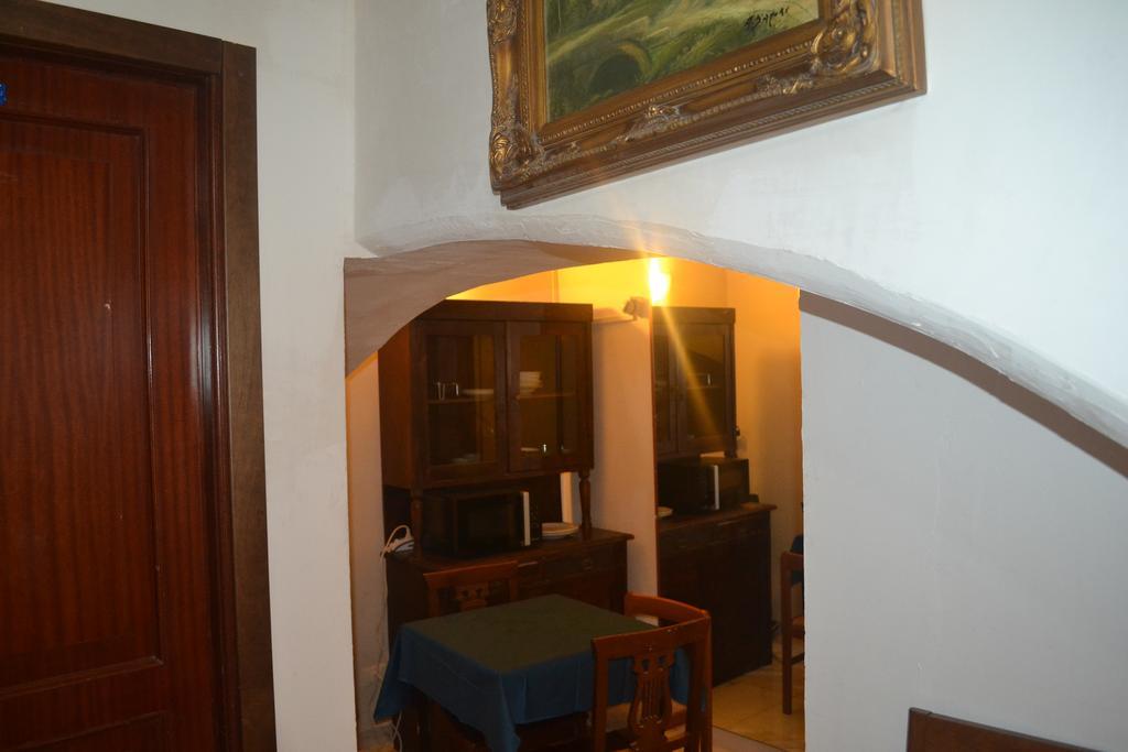 Suites Imperiali Guest House โรม ภายนอก รูปภาพ