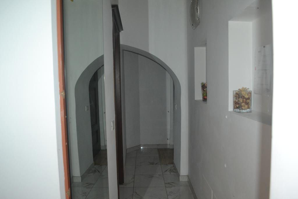 Suites Imperiali Guest House โรม ภายนอก รูปภาพ